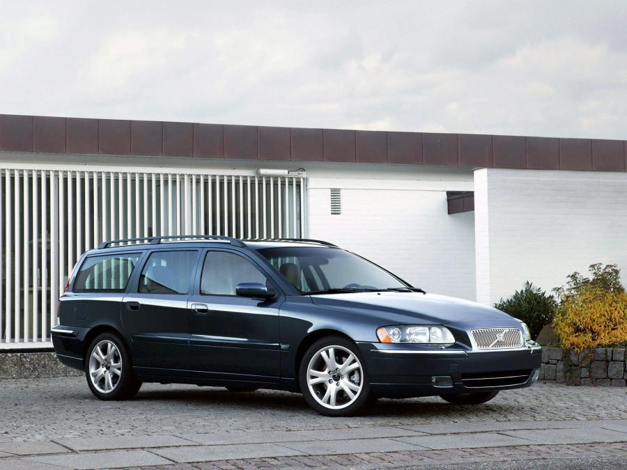  Volvo V70 T5 2005 года  (фото 7 из 9)